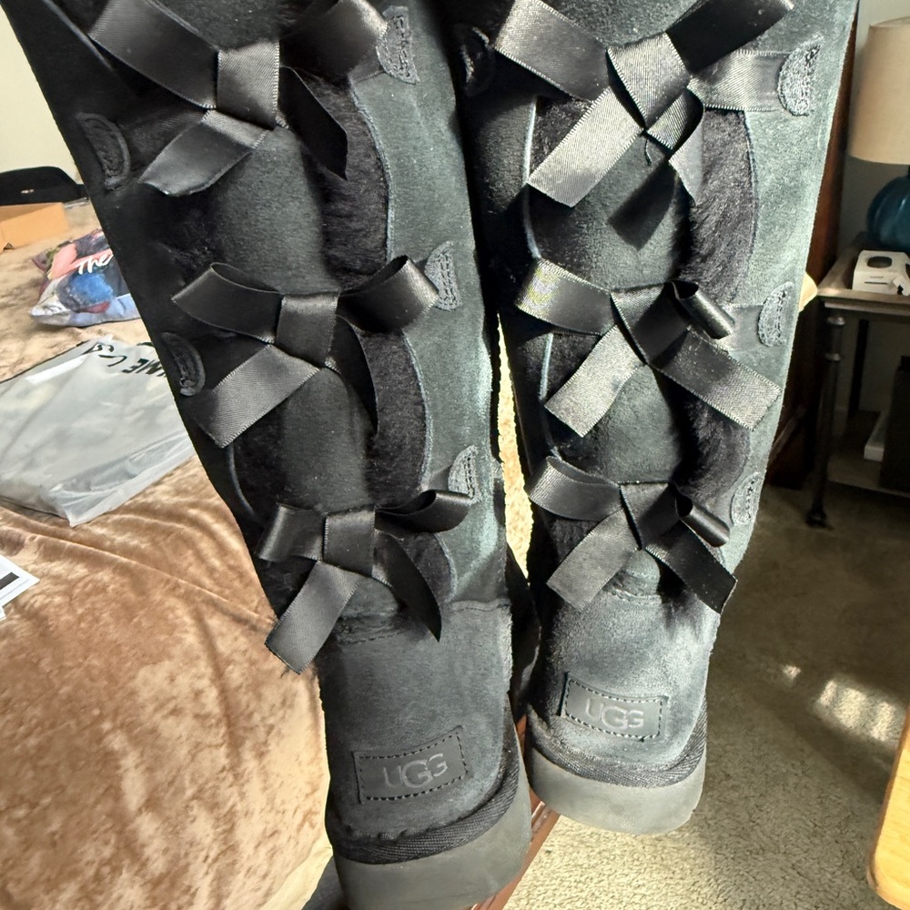 Black Suede Knee-High Boots - Picture 6 of 7
